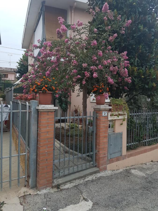 Casarava Sul Parco 3 Camere 2 Bagni Riccione Luaran gambar