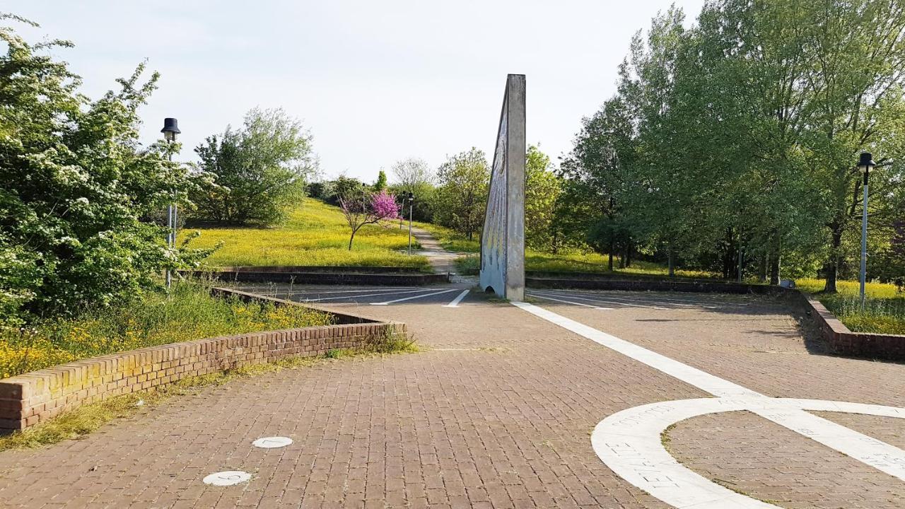 Casarava Sul Parco 3 Camere 2 Bagni Riccione Luaran gambar